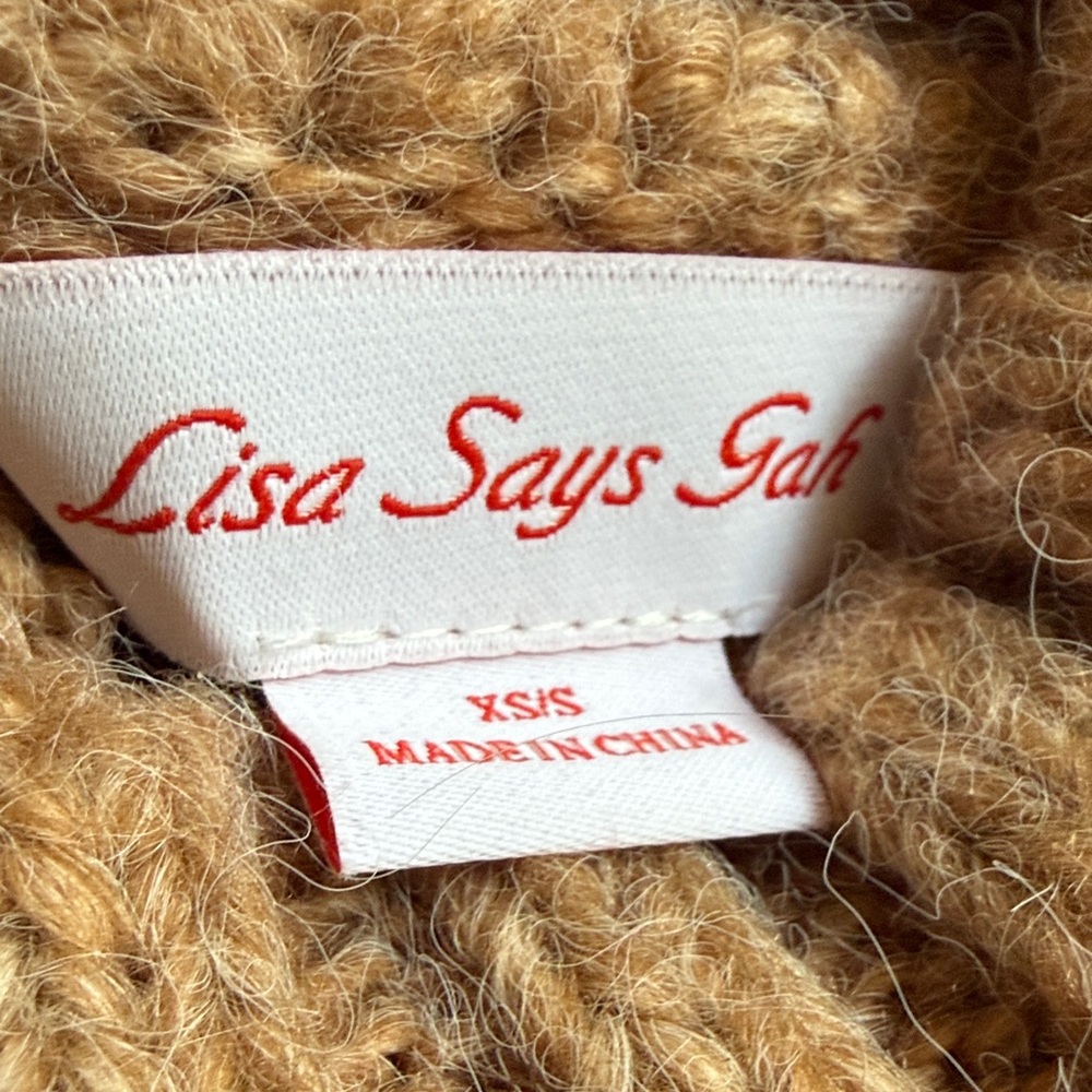 Lisa Says Gah Cece knit Women's Sweater - Picture 3 of 3